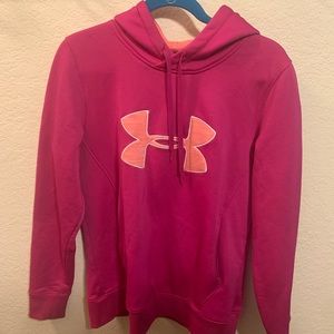 Women’s Large under Armour hoodie